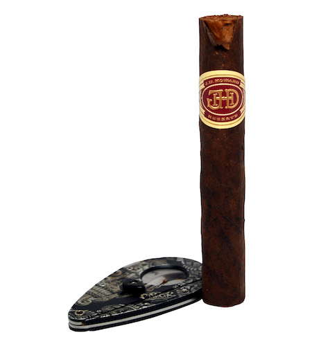 7 Pitfalls to Avoid for the New Cigar Smoker: Smoking Too Fast, Over humidification, under humidification, cutting too much of your cigar, buying boxes too soon, judging others, going for the most expensive cigars too soon, and overthinking your cigar